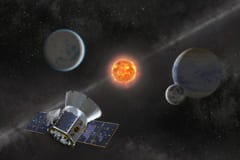 NASAの系外惑星探索衛星が捉えた、非常に珍しい彗星爆発の様子の画像 2/5