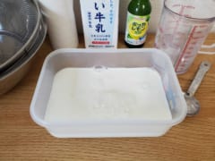 【牛乳消費レシピ】レモンと牛乳でつくる不思議な「カッテージチーズ」！原理もカンタン紹介の画像 2/6