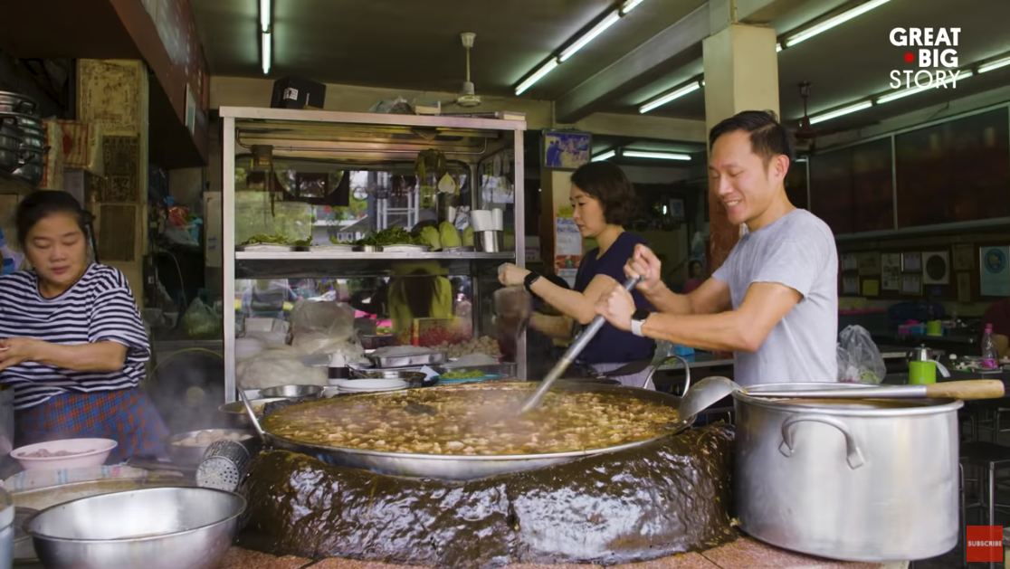 45年間煮込み続けたタイの絶品スープとはの画像 8/10