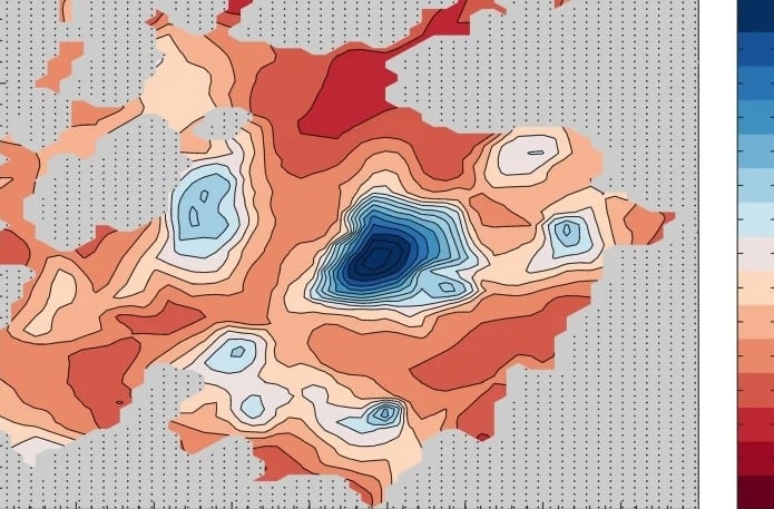 レーダー地図。青で表示される領域は反射率が高く液体の存在を示している。