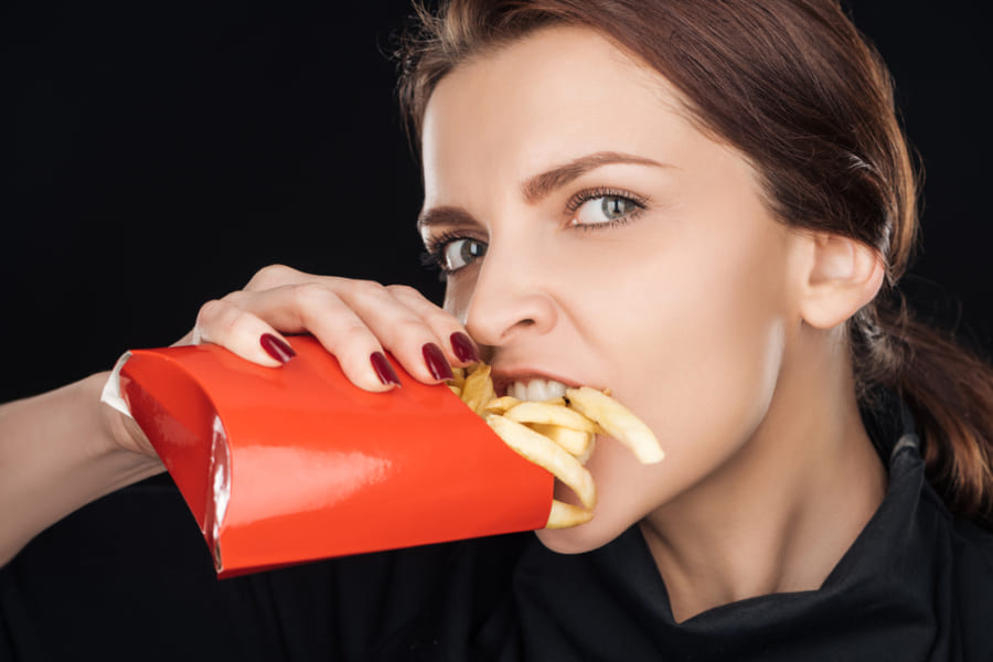 フライドポテトには多くのアクリルアミドが含まれている