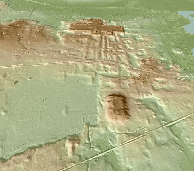 発見された建造物群の一部