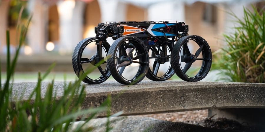 歩く・走る・飛ぶ！環境に合わせてトランスフォームできる新型