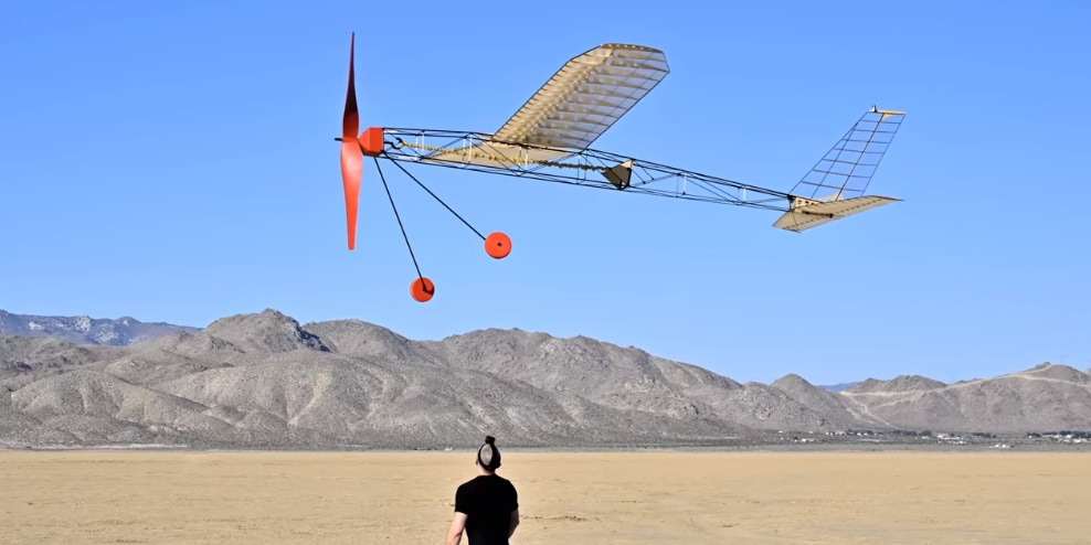 世界最大のゴム動力プロペラ飛行機を作ってみた