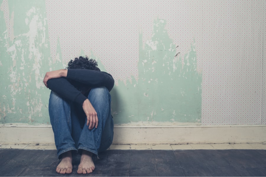 あなたはどっち？「病的ひきこもり」と「健康的ひきこもり」を見分ける診断ツール