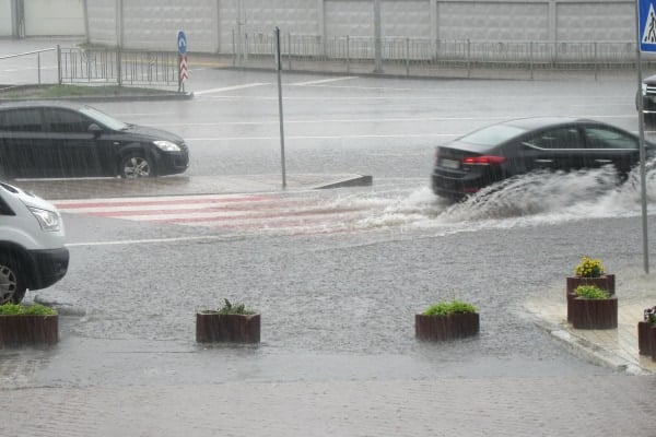 「都市部の降雨量」は周辺地域より高いと判明！都市構造の新たな問題