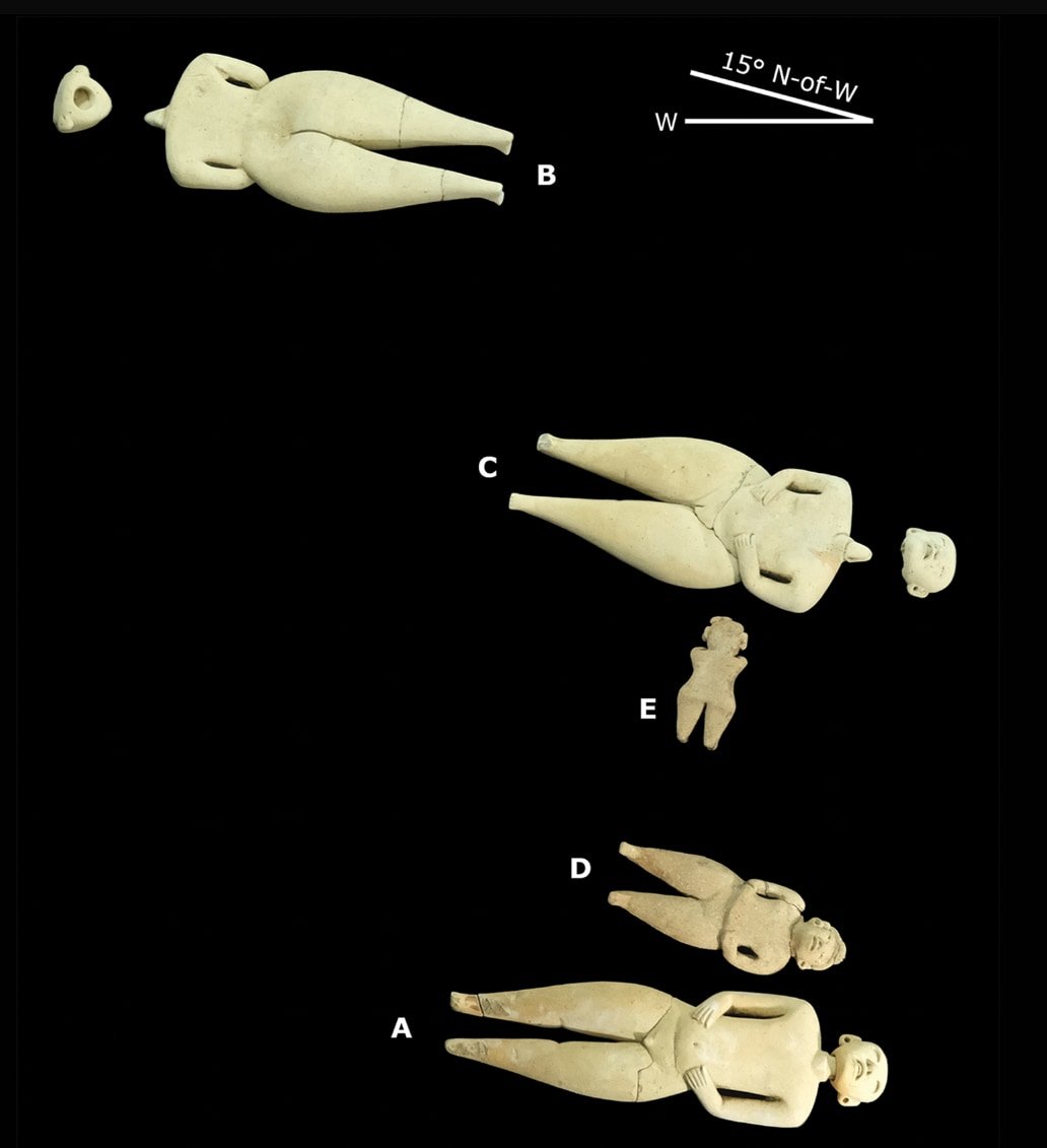 見る角度で表情が変わる「2400年前の人形」を発見！の画像 6/6