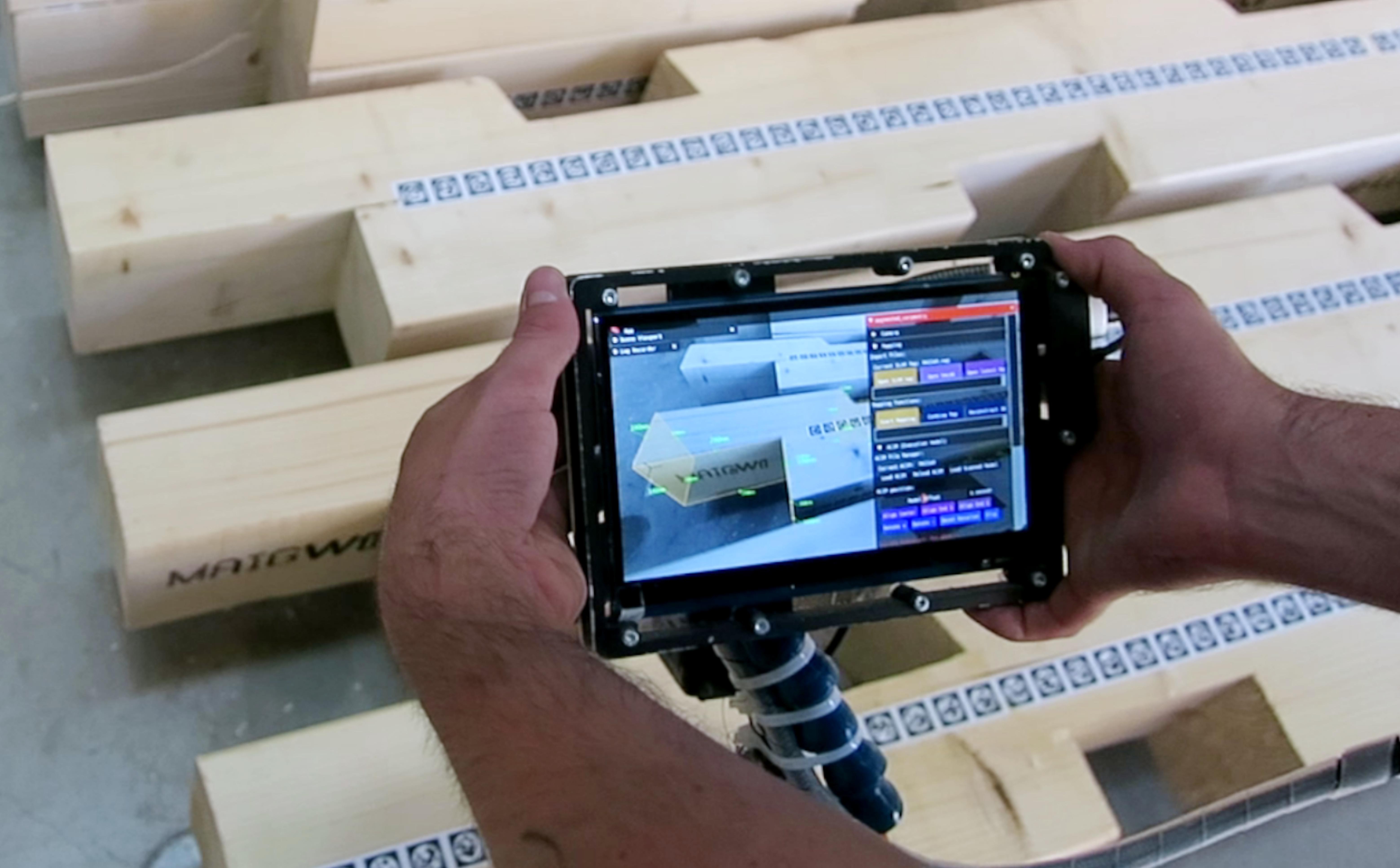 【AR×手作業】木材に“寸法やカット位置“を重ねて表示するARシステムが登場の画像 3/6