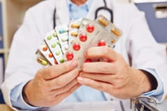 【飲み忘れなし】薬を「朝」「昼」「夜」に自動で放出する“タイマー付きカプセル”が登場の画像 2/4