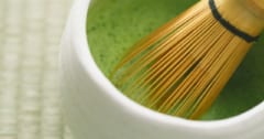 脳も体も健康になる！「抹茶」を飲むと得られるメリットとは？の画像 1/3