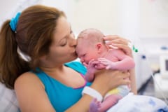 「親との感情的距離が遠い人」は子どもを持ちたがらないと判明の画像 2/5