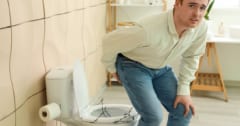 トイレでの”ある習慣”が痔のリスクを46%も高めると判明の画像 1/4