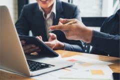 CEOが「左利き」だと会社の業績が上がる可能性が高いの画像 3/3