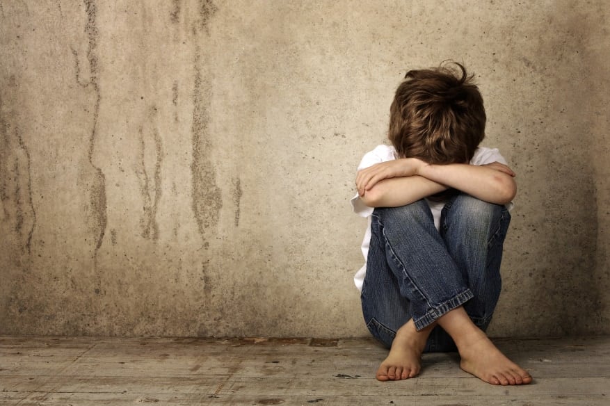 幼少期の虐待がもたらす残酷な影響が判明【重要な脳領域が小さいまま】