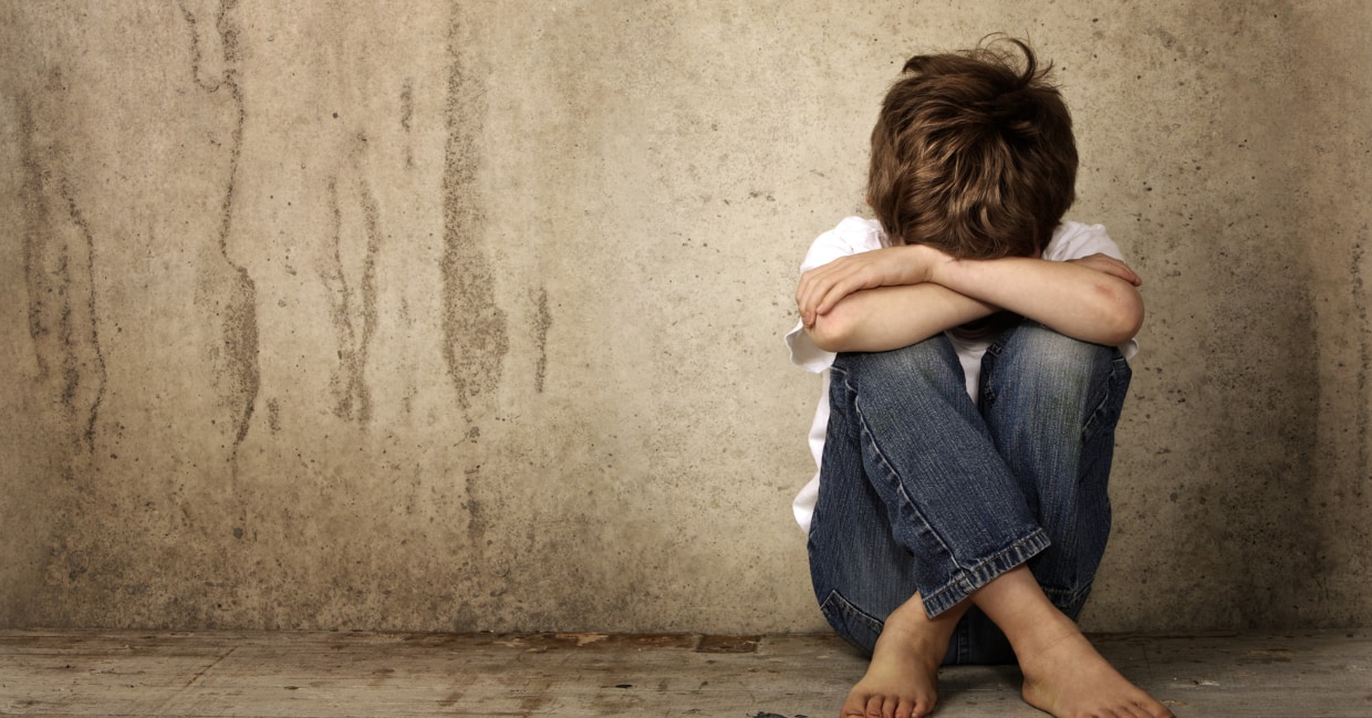 幼少期の虐待がもたらす残酷な影響が判明【重要な脳領域が小さいまま】の画像 1/3