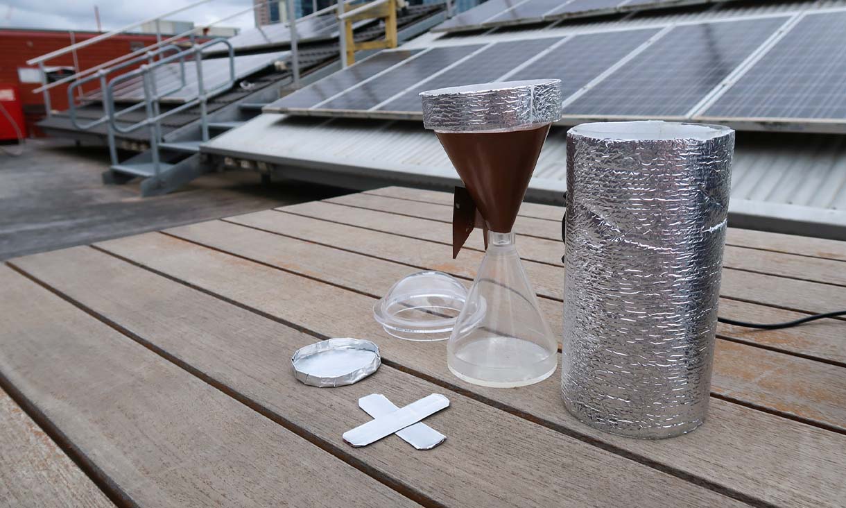 【電気不要】空気から飲料水を生成するスポンジ素材を開発【太陽光をあてるだけ】の画像 4/5