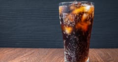 飲む砂糖は食べるより危険と判明！喉が渇く季節は特に注意の画像 1/5