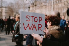 戦争に「賛成or反対」は「自己愛の4タイプ」のどれかで決まる可能性の画像 3/3