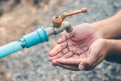 「空気から飲料水を生む」窓サイズのパネルを開発！電源もフィルターも不要で置くだけの画像 2/5