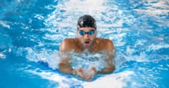 「水中運動」に慢性腰痛を心身ともに改善する効果があったの画像 1/3