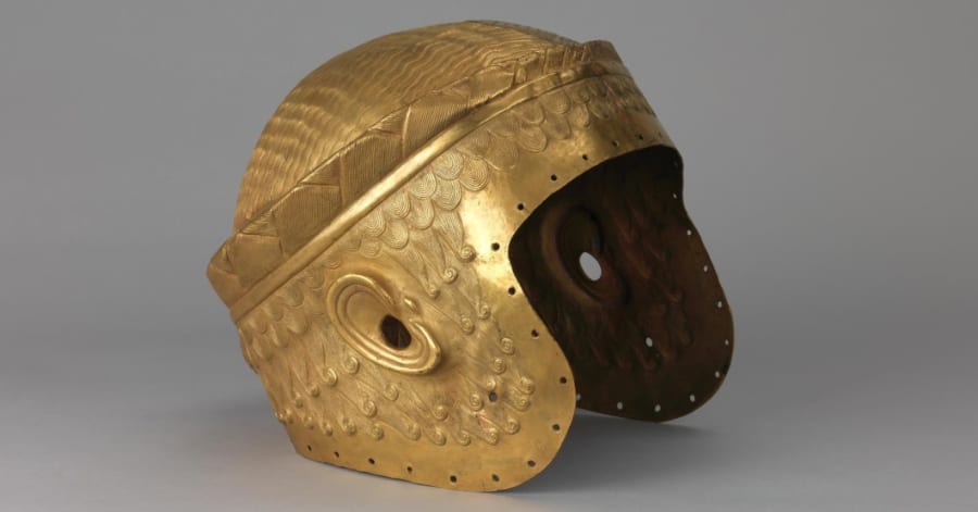 約4600年前の世界最古級の「黄金カブト」は誰が装着していた