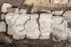 アイスクリーム屋の地下から「中世騎士の人骨」が見つかるの画像 2/3