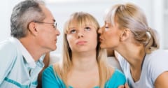 親の犠牲に感謝しても「親に人生を捧げるべきではない」理由の画像 1/5