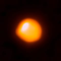 ベテルギウス、実は「双子」だった！近くに「伴星」を発見の画像 2/4