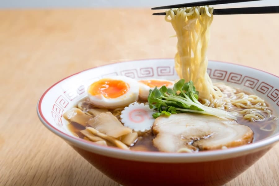 ラーメンの食べ過ぎで「死亡リスクが高まる人」の特徴が判明