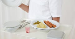 病院食が「患者の健康を損なう」と判明【ドイツ】の画像 1/4