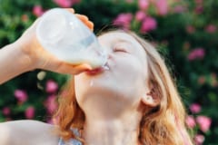 「水分保持力TOP3」は？”白い飲み物”2種と経口補水液だった【水じゃない】の画像 4/5