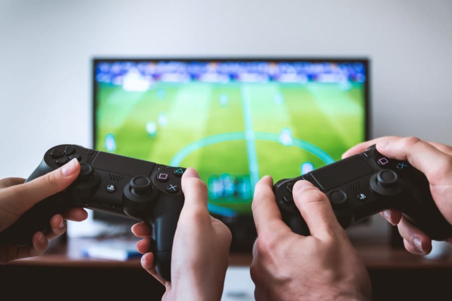 集中力は「ゲームとテレビ視聴で上昇」「SNSでは低下する」と判明
