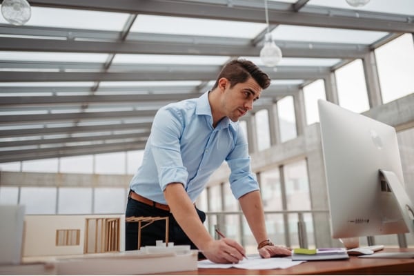 座り時間の30分を“軽い運動”に替えるだけで、翌日のやる気や気分が高まる