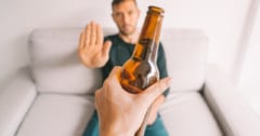 ”若者の酒離れ”ではなく”飲まない文化”の定着「Z世代が変化を牽引」の画像 1/1