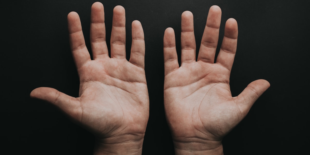22万人の指を調べたら「人差し指と薬指」の長さ比が性的指向と関係していた