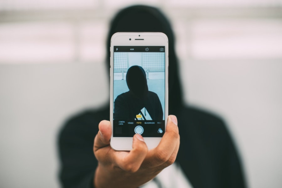 インスタを過剰使用する人は、ある「2つの心理特性」が強かった