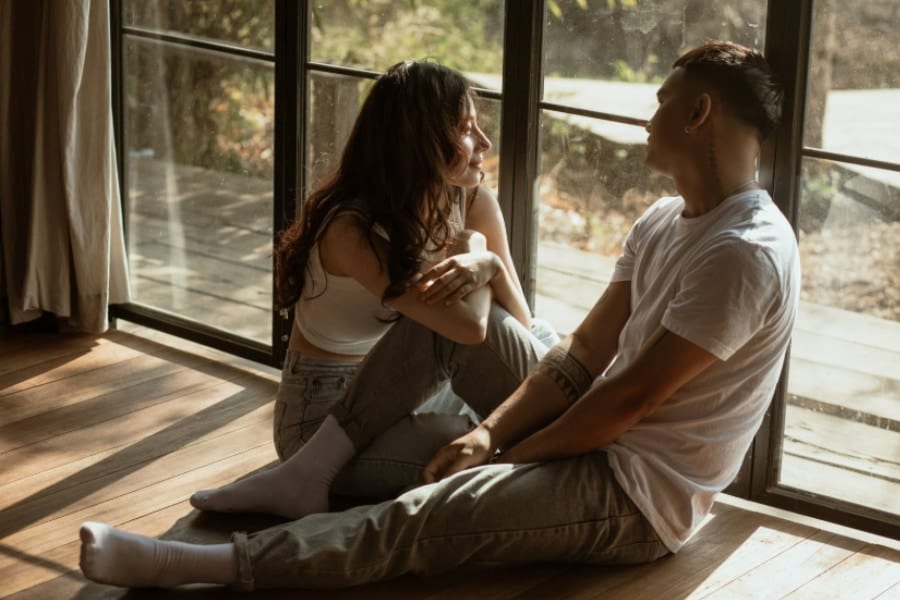 恋のライバルへの「競争心が強くなる人」に共通する特徴とは