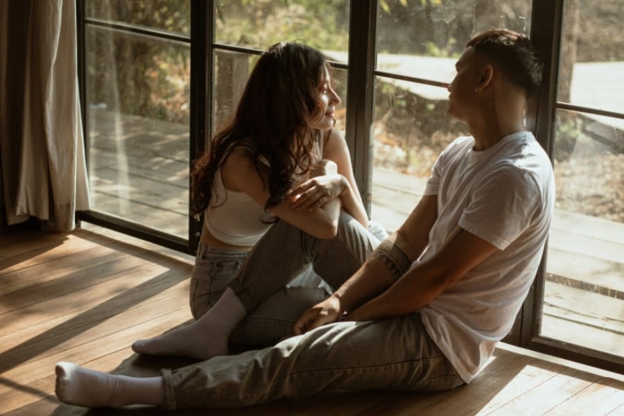 恋のライバルへの「競争心が強くなる人」に共通する特徴とは