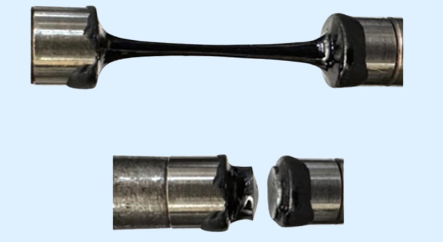 「流れる」はずの液体が、突然"折れた"