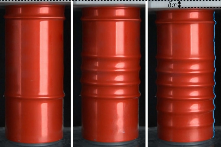 潰されるアルミ缶は破裂直前に「不思議なシマシマ」が現れると判明