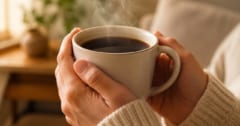 カップの手触りで「コーヒーの味が変わる」と判明の画像 1/2