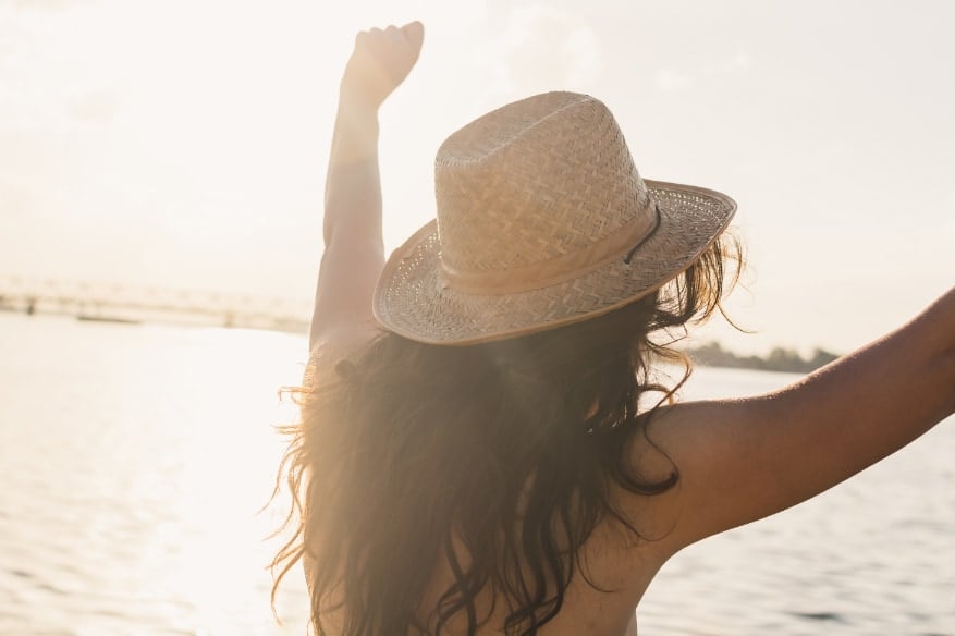 夏の太陽で「ビタミンD不足」を解消、”ある人々”では生成が不十分だった