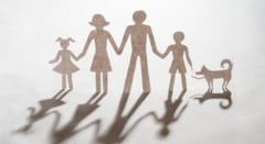 収入が低くても子供の知能が高い家庭は、何が起きていたのか——双子1,040人の分析