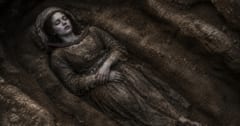 「吸血鬼」と恐れられた17世紀の女性の遺骨を調査した結果…の画像 1/1