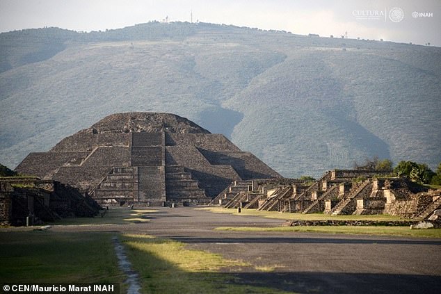 メキシコの「月のピラミッド」地下に秘密のトンネルが見つかる