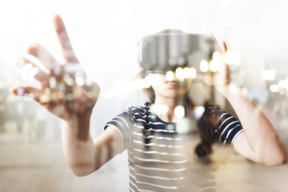 人間にも「8本の足」が!? 「仮想身体」とシンクロできるVR技術が開発の画像 1/3