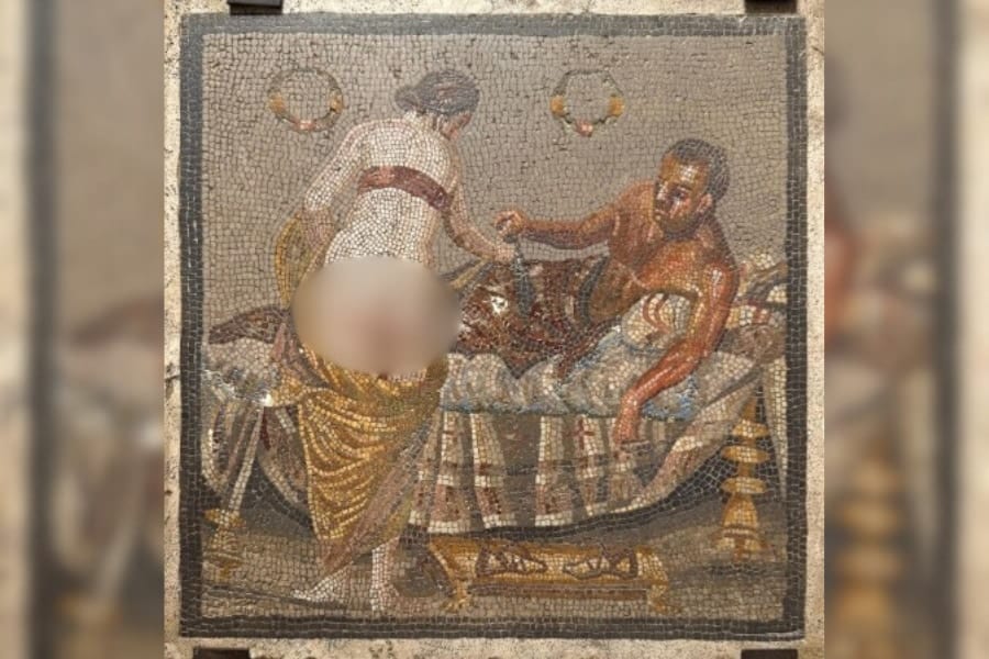 ナチスに盗まれ行方不明だった「官能的なモザイク画」、ついにローマに返還