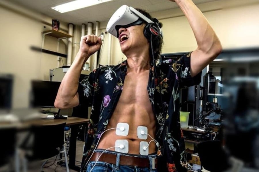 身体で「音のない重低音」聴く技術を開発