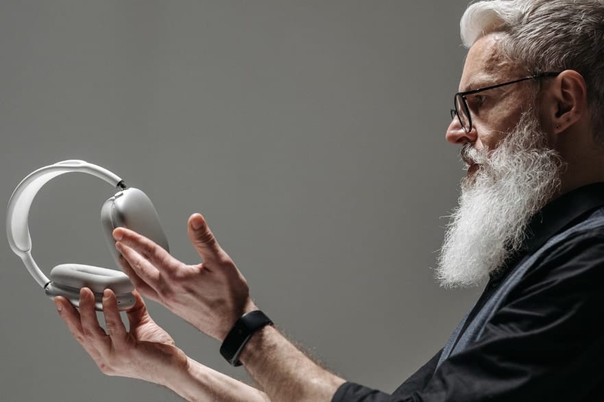 音楽をよく聴く人は認知症リスクが最大39%低い