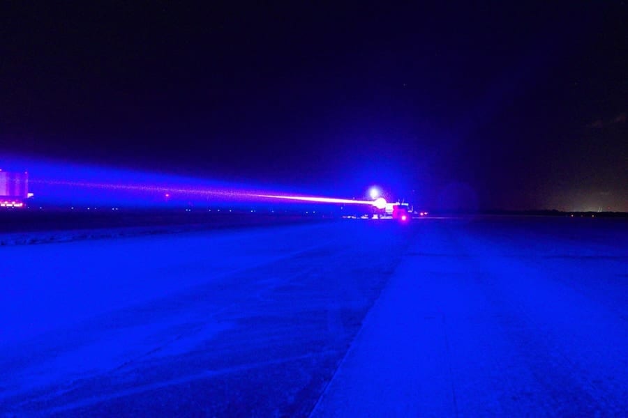 1.1kWのワイヤレス電力伝送に成功!DARPAの出力記録を破る